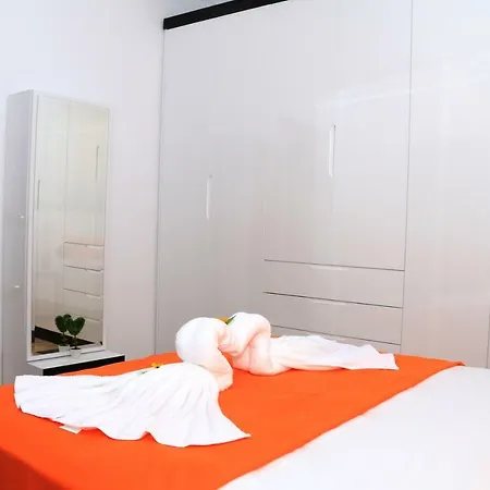 アパート Panorama Sarandë